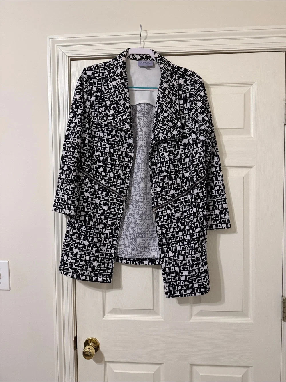 Premise Black and White Patterned Open-Front Coat